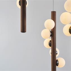 灯饰设计 hollis+morris 2021年国外简约创意木艺灯饰设计